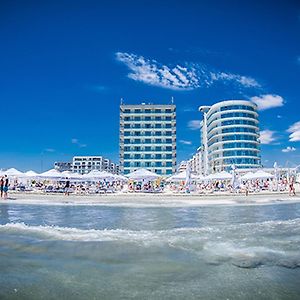 Hotel Opera Mamaia